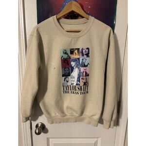 Taylor Swift The Eras Tour Crewneck Sweatshirt Large